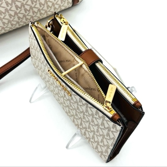 Michael Kors Medium Jaycee Zip Packet Backpack & Double Zip Wallet Wristlet - Picture 14 of 16